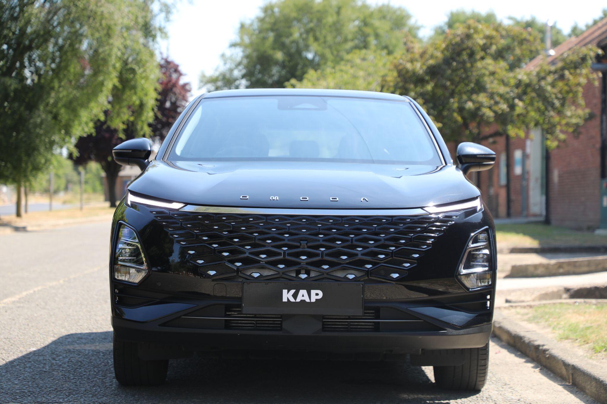 Large vehicle image